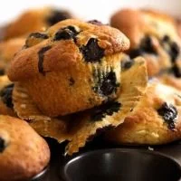 Drakes USA Menu-Light Fare Freshly Baked Muffin price